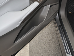 2023款 2.0T 四驱越享版