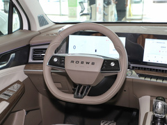 2023款 2.0T 四驱尊享版