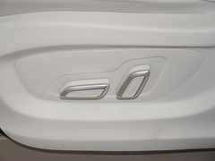 2023款 400TGI 优享版