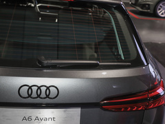 奥迪A6 旅行版 2024款 Avant 先锋派 45 TFSI 臻选动感型