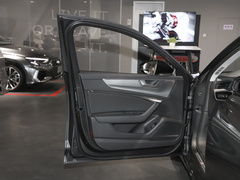 奥迪A6 旅行版 2024款 Avant 先锋派 45 TFSI 臻选动感型