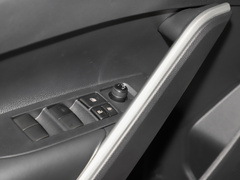 2023款 2.0L CVT领先版