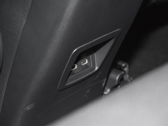 2023款 2.0L CVT领先版