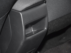 2023款 2.0L CVT领先版