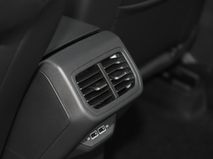 2023款 300TSI DSG尊行版