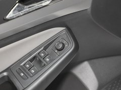 2023款 300TSI DSG尊行版