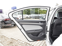 2023款 300TSI DSG尊行版