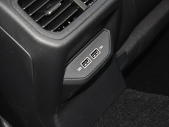 2023款 300TSI DSG尊行版