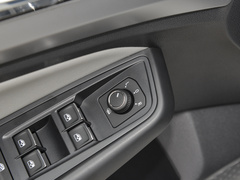 2023款 300TSI DSG尊行版