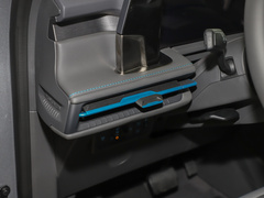 2023款 锐界L 2.0T EcoBoost E-混动两驱七座豪华型
