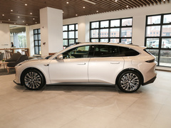 2023款 75kWh Touring