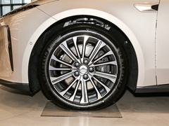 2023款 75kWh Touring