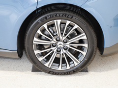 2023款 75kWh Touring