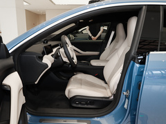 2023款 75kWh Touring