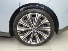 2023款 75kWh Touring