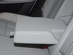 2023款 75kWh Touring