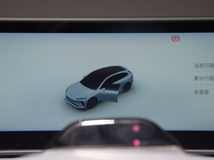 2023款 75kWh Touring