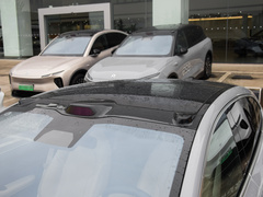 2023款 75kWh Touring