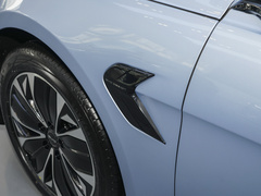2023款 冠军版 550km 精英型