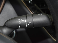 2023款 2.0L 先锋版