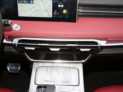 2025款 1.5T 豪华版 5座