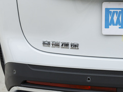 2025款 1.5T 豪华版 5座