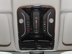 2025款 1.5T 豪华版 5座