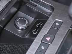 2023款 1.5T 手动自强 5座