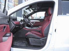 2023款 1.5T 手动自强 7座