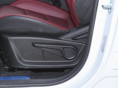 2023款 1.5T DCT自强PRO 5座