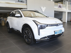 2022款 哪吒U-Ⅱ 610 尊享版