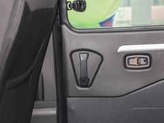 2023款 M5L 1.6L 舒适型 9座