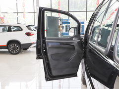 2023款 M5L 1.6L 舒适型 9座