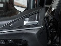 2023款  M5L 1.6L 豪华型 7座