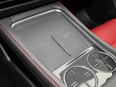 2023款 P7i 610 Max 性能版
