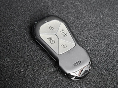 2023款 P7i 610 鹏翼性能版