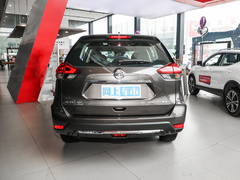 2022款 改款 2.0L 两驱智联舒享版