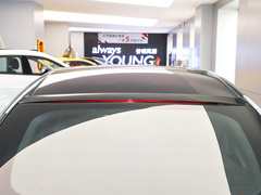 2023款 2.0T 自动Trophy+激擎耀世版