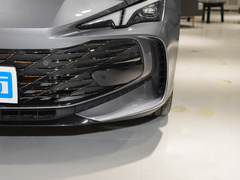 2023款 2.0T 自动Trophy+激擎耀世版