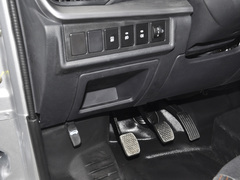 2023款 六座1.6L 手动基本型 