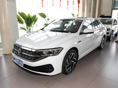 2023款 300TSI DSG超越版 