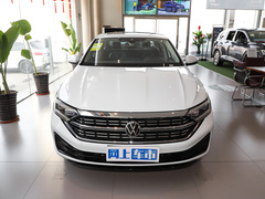 2023款 300TSI DSG超越版 