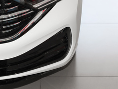 2023款 300TSI DSG超越版 
