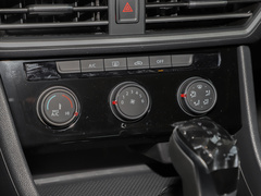 2023款 300TSI DSG超越版 