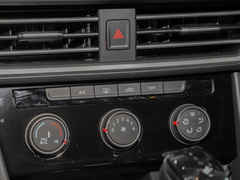 2023款 300TSI DSG超越版 
