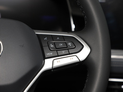 2023款 300TSI DSG超越版 