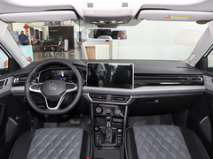 2023款 300TSI DSG超越版 