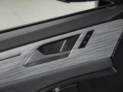 2023款 300TSI DSG超越版 