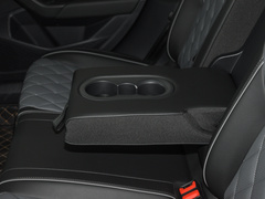 2023款 300TSI DSG超越版 