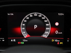 2023款 300TSI DSG超越版 
